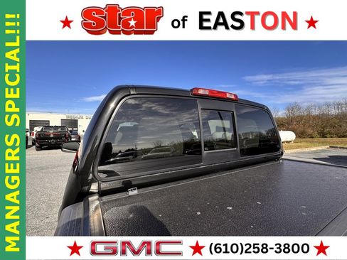 Used 2019 Nissan Frontier SV image 32