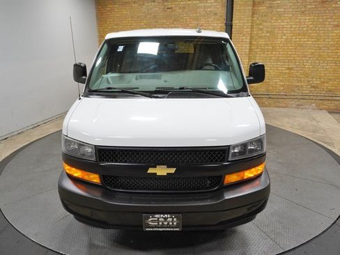 Used 2021 Chevrolet Express 3500 LS RWD image 5