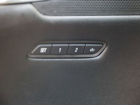 Used 2019 Cadillac XT5 Luxury AWD/4WD image 5