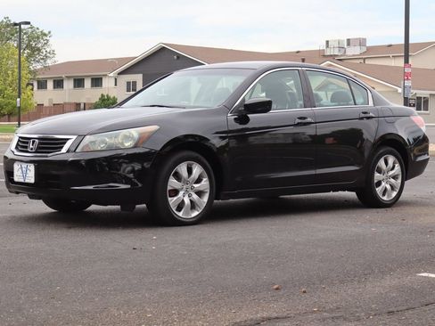 Used 2010 Honda Accord EX-L image 11
