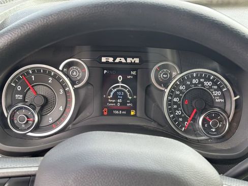 New 2024 RAM 5500 Tradesman image 15