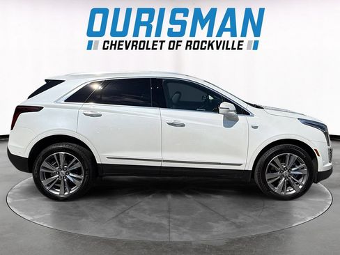 Used 2025 Cadillac XT5 Premium Luxury w/ Technology Package AWD/4WD image 7