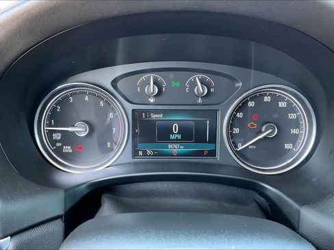 Used 2019 Buick Enclave Premium image 25