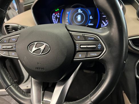 Used 2019 Hyundai Santa Fe SEL AWD/4WD image 17