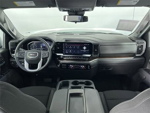 Used 2025 GMC Sierra 1500 Elevation image 20