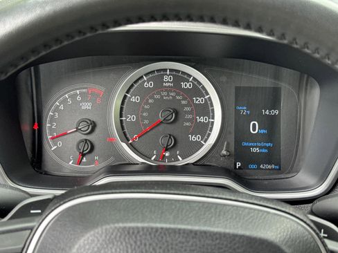 Used 2022 Toyota Corolla SE image 18