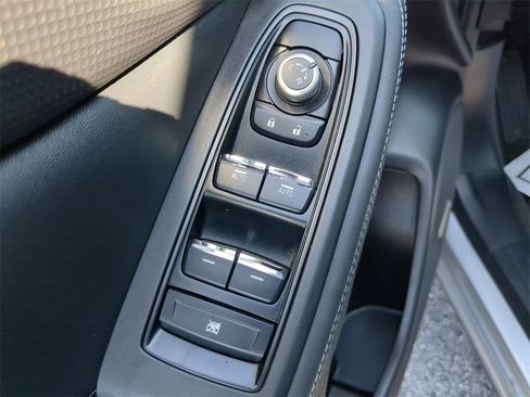 Used 2021 Subaru Forester Limited w/ Popular Package #3 image 17