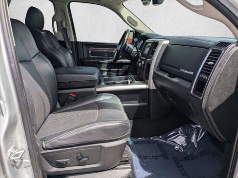 Used 2018 RAM 2500 Laramie w/ Convenience Group AWD/4WD image 21