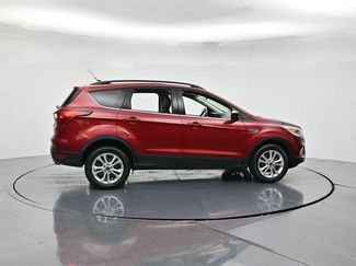 Used 2019 Ford Escape SEL FWD video 2
