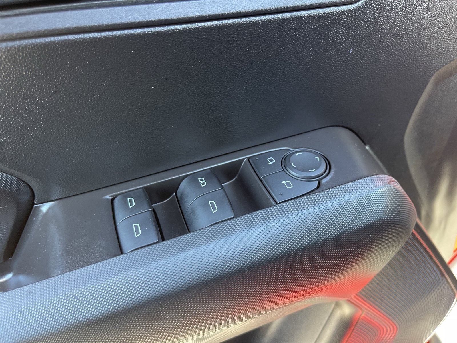 Used 2024 GMC Canyon Elevation w/ Convenience Package AWD/4WD image 22