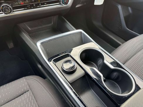 Used 2026 Chevrolet Equinox LT image 29