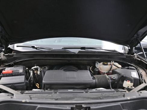 Used 2021 Chevrolet Suburban LT w/ LT Signature Package image 16