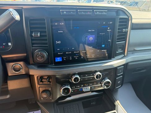 Used 2024 Ford F250 Platinum AWD/4WD image 27