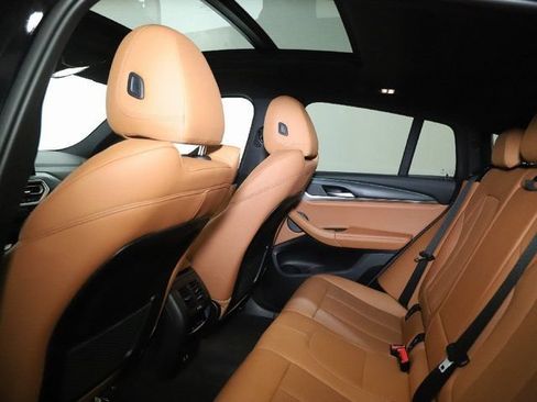Used 2023 BMW X4 xDrive30i w/ M Sport Package AWD/4WD image 16