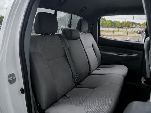 Used 2013 Toyota Tacoma PreRunner w/ SR5 Pkg image 38