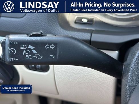 Used 2010 Volkswagen Jetta SE FWD image 20