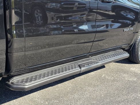 Used 2023 RAM 1500 Big Horn AWD/4WD image 9