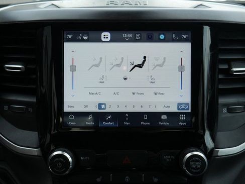 Used 2023 RAM 1500 Big Horn AWD/4WD image 23