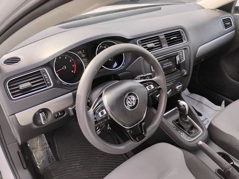 Used 2017 Volkswagen Jetta S FWD image 36
