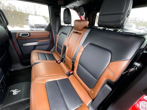 Used 2023 Ford Bronco Outer Banks image 14