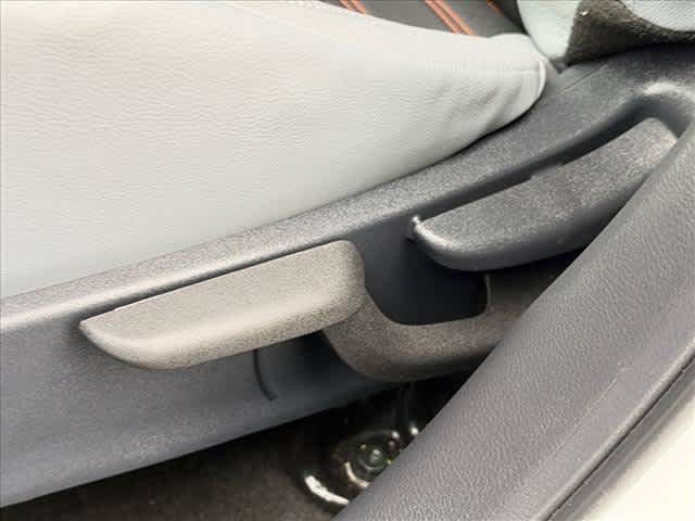 Used 2024 Nissan Kicks SR w/ SR Premium Package FWD image 16