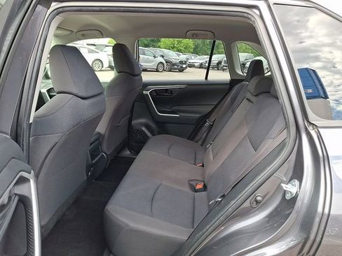 Used 2020 Toyota RAV4 LE w/ All Weather Liner Package AWD/4WD image 10