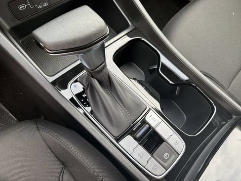 New 2026 Hyundai Tucson SE w/ Tow & Go Package FWD image 32