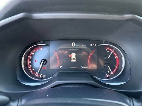 Used 2024 Toyota RAV4 LE image 11