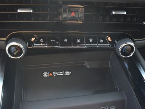 New 2026 Chevrolet Tahoe Premier image 28