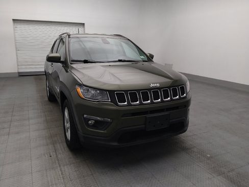Used 2018 Jeep Compass Latitude AWD/4WD image 14