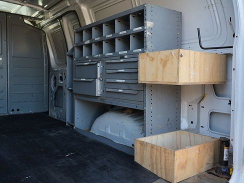 Used 2014 Ford E-250 and Econoline 250 RWD image 19