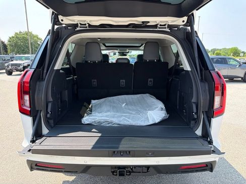 New 2026 Ford Expedition Max Active AWD/4WD image 13
