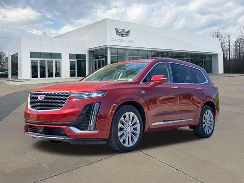 Used 2023 Cadillac XT6 Premium Luxury w/ Technology Package image 11