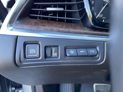 Used 2024 Cadillac XT5 Sportv w/ Technology Package AWD/4WD image 20