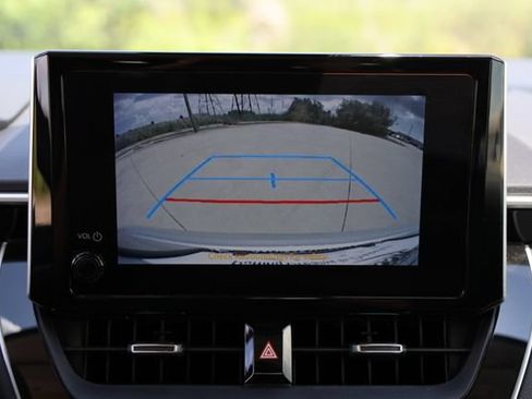 Used 2023 Toyota Corolla XLE FWD image 19