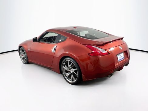Used 2014 Nissan 370Z Touring w/ Sport Package image 7