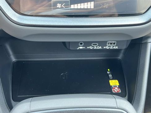 New 2026 Subaru Crosstrek 2.5i Limited w/ Crosstrek Mirror Package AWD/4WD image 16
