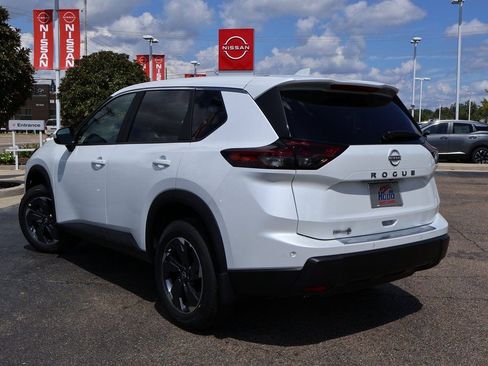 New 2026 Nissan Rogue SV w/ Cold Weather Package image 2
