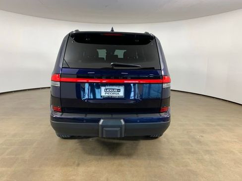 Used 2024 Lexus GX 550 w/ Cold Area Package AWD/4WD image 10