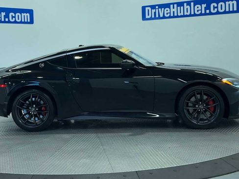 Used 2025 Nissan Z Performance w/ Floor Mat Package RWD image 9