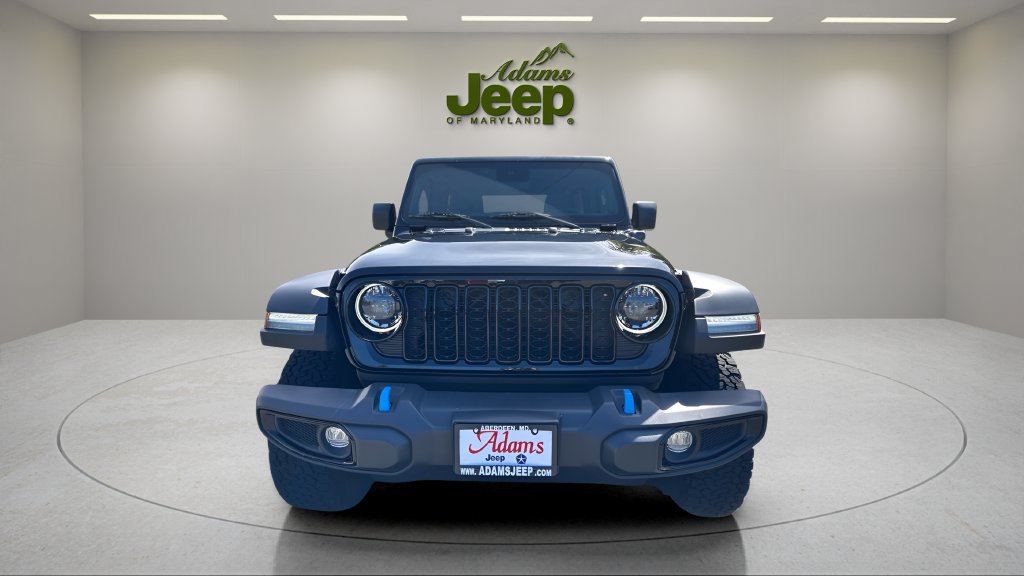 Used 2024 Jeep Wrangler Unlimited AWD/4WD image 2