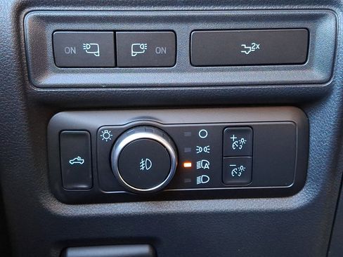 Certified 2022 Ford F150 XLT w/ Equipment Group 302A High image 26