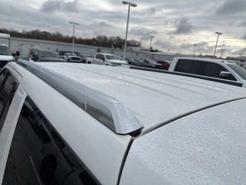 Used 2016 Cadillac Escalade Premium image 11