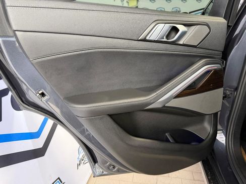 Used 2021 BMW X6 xDrive40i w/ Premium Package image 18