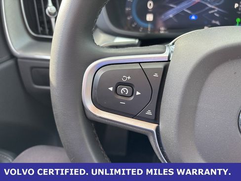 Certified 2025 Volvo XC60 B5 Core image 20