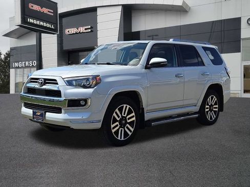 Used 2021 Toyota 4Runner Limited AWD/4WD image 32