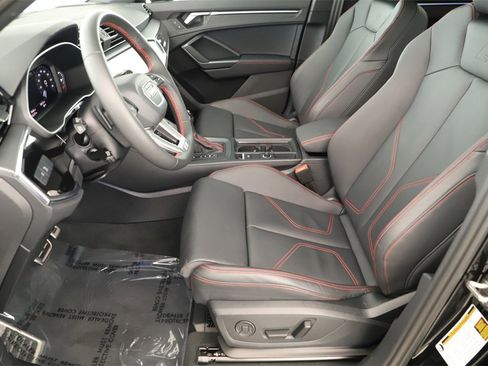 Certified 2025 Audi Q3 2.0T Premium Plus w/ Premium Plus Package image 24