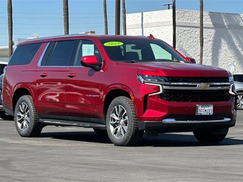 Used 2023 Chevrolet Suburban LS w/ Driver Alert Package image 2