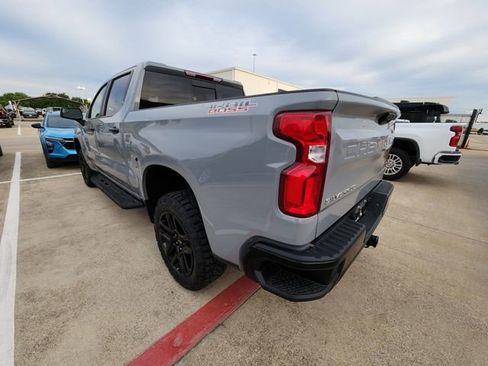 Used 2024 Chevrolet Silverado 1500 LT Trail Boss w/ Convenience Package II image 4