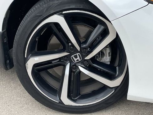Certified 2022 Honda Accord Sport image 9